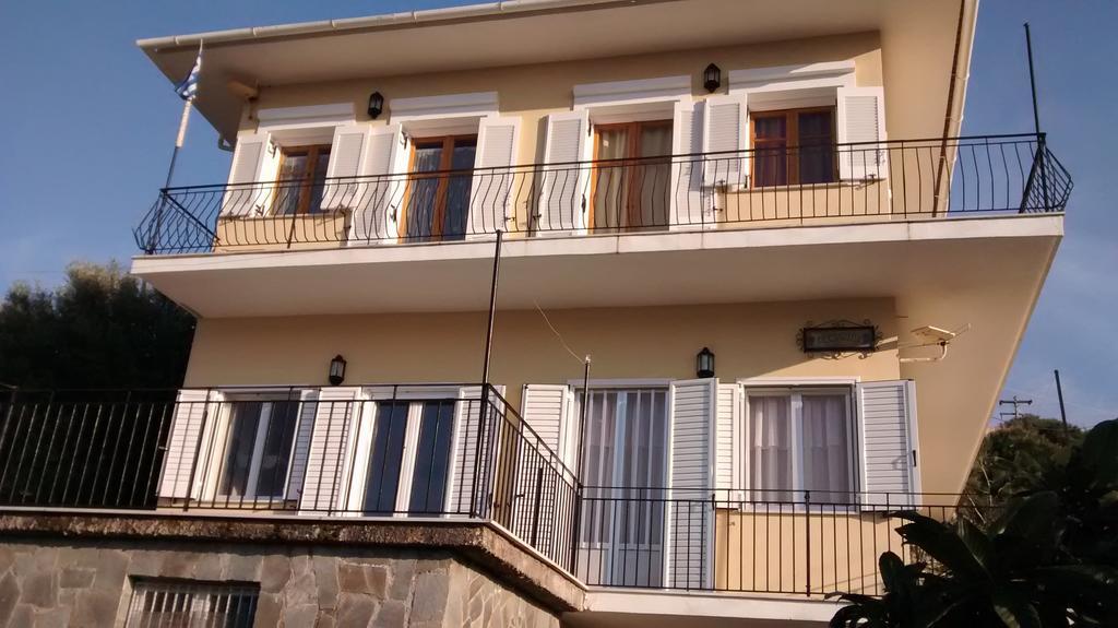 Olympia House Apartman Vathí Kültér fotó