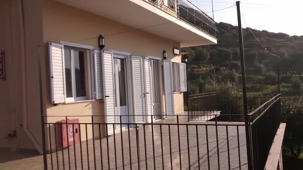 Olympia House Apartman Vathí Kültér fotó